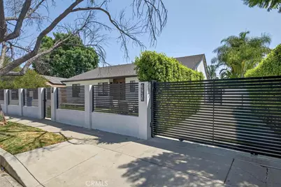 6916 Lasaine Avenue, Van Nuys, CA 91406 - Photo 1