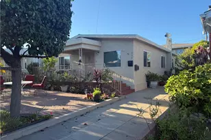 728 W 11th St, San Pedro, CA 90731 - Photo 1