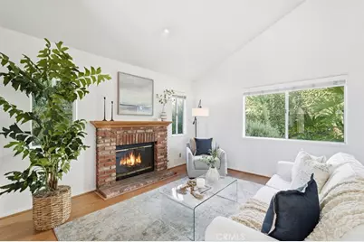 2113 Marshallfield Lane #B, Redondo Beach, CA 90278 - Photo 1