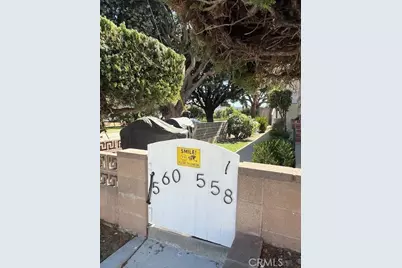 558 8th Street, Hermosa Beach, CA 90254 - Photo 1