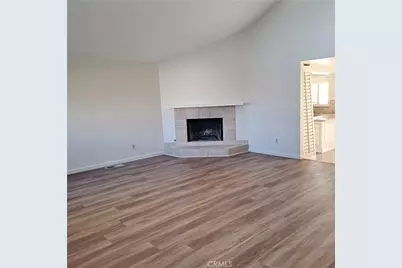 1113 Steinhart Avenue, Redondo Beach, CA 90278 - Photo 1