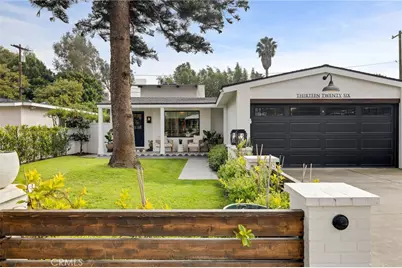 1326 Voorhees Ave., Manhattan Beach, CA 90266 - Photo 1