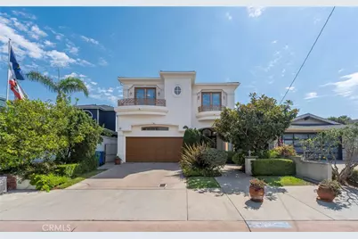 1300 Elm Avenue, Manhattan Beach, CA 90266 - Photo 1