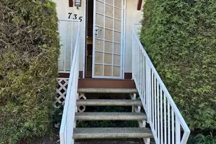 735 W 31st St, San Pedro, CA 90731 - Photo 1