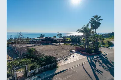 800 El Oro, Pacific Palisades, CA 90272 - Photo 1