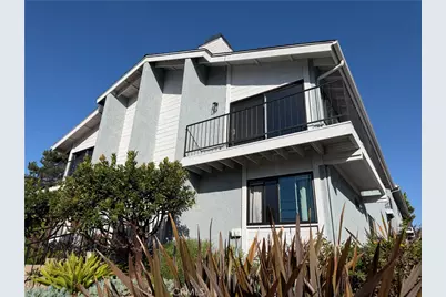 1401 12th #B, Manhattan Beach, CA 90266 - Photo 1