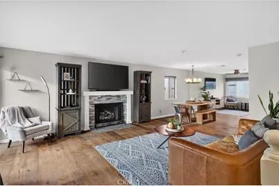 1409 Goodman Ave, Redondo Beach, CA 90278 - Photo 1