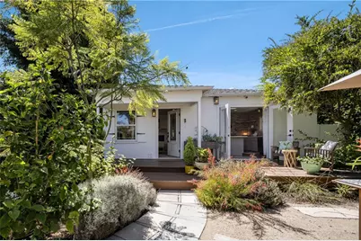 2317 Walgrove, Los Angeles, CA 90066 - Photo 1