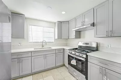 400 W 109th Street #2, Los Angeles, CA 90061 - Photo 1