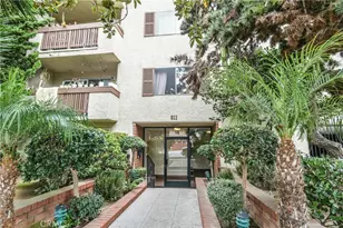 811 6th St, Santa Monica, CA 90403 - Photo 1