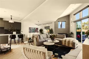 610 9th St, Hermosa Beach, CA 90254 - Photo 1