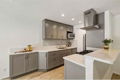 2411 Prospect Avenue #122, Hermosa Beach, CA 90254 - Photo 1