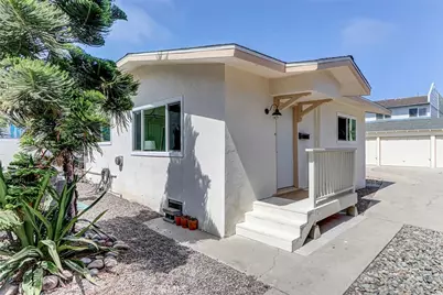 426 S Broadway #A, Redondo Beach, CA 90277 - Photo 1
