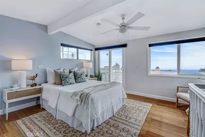 320 31st Street, Manhattan Beach, CA 90266 - Photo 1