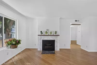 1237 E 6th Street #106, Long Beach, CA 90802 - Photo 1
