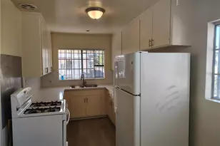 11022 Crenshaw Blvd, Inglewood, CA 90303 - Photo 1