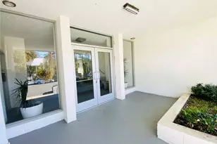 1033 3rd St, Santa Monica, CA 90403 - Photo 1