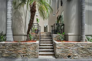 417 23rd St, Manhattan Beach, CA 90266 - Photo 1