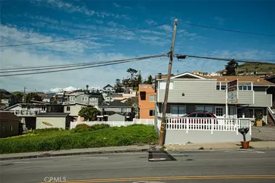 39 S Ocean Avenue, Cayucos, CA 93430 - Photo 1