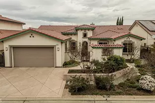 1562 N Empire Ln, Clovis, CA 93619 - Photo 1