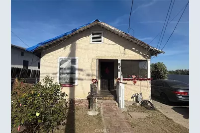 876 W Oliver Street, San Pedro, CA 90731 - Photo 1