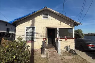 876 W Oliver St, San Pedro, CA 90731 - Photo 1