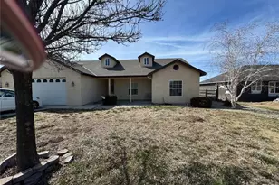 18451 Branding Iron Ct, Tehachapi, CA 93561 - Photo 1