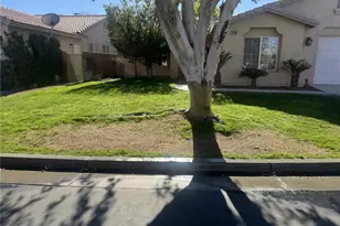 79385 Avenida Las Palmas, La Quinta, CA 92253 - Photo 1
