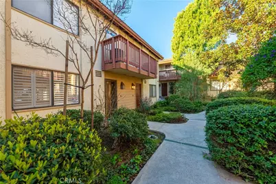 21551 Burbank Boulevard #92, Woodland Hills, CA 91367 - Photo 1