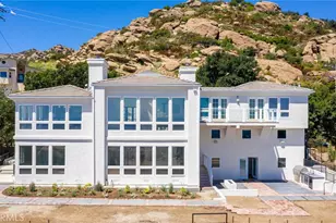 1112 Mesa Dr, Simi Valley, CA 93063 - Photo 1