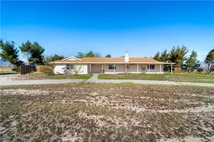 48881 190th St, Lancaster, CA 93536 - Photo 1