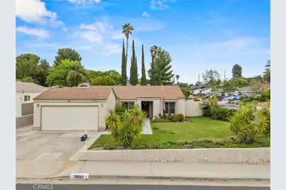 28004 Lakehurst Avenue, Canyon Country, CA 91351 - Photo 1