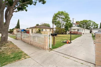 1009 E Peck Street, Compton, CA 90221 - Photo 1