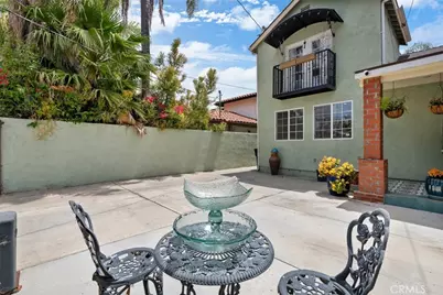 13934 Magnolia Boulevard, Sherman Oaks, CA 91423 - Photo 1