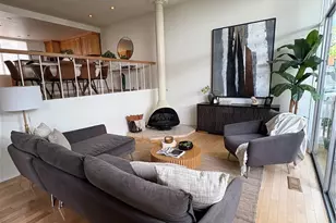 4280 W Kling St, Burbank, CA 91505 - Photo 1