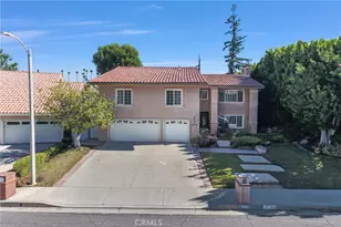 22715 America Way, Calabasas, CA 91302 - Photo 1