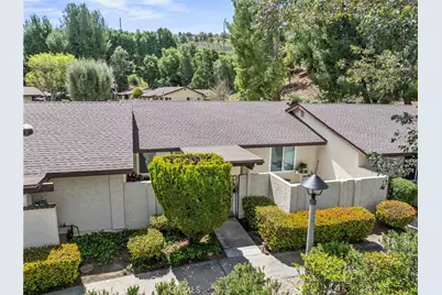 26335 Oakspur Drive #B, Newhall, CA 91321 - Photo 1