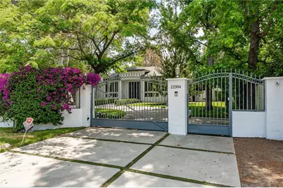 22904 Calvert Street, Woodland Hills, CA 91367 - Photo 1