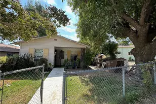 738 Main St, Piru, CA 93040 - Photo 1
