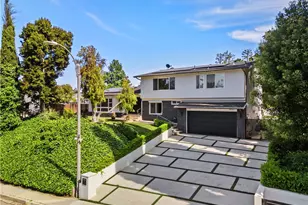 16544 Park Ln Dr, Los Angeles, CA 90049 - Photo 1
