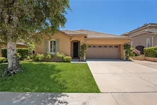 19736 Paige Pl, Saugus, CA 91350 - Photo 1