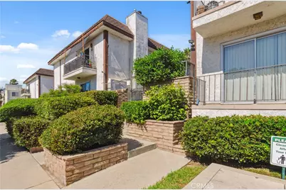 8544 Independence Avenue #102, Canoga Park, CA 91304 - Photo 1