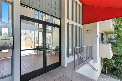 18640 Collins Street #220, Tarzana, CA 91356 - Photo 1