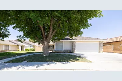 43920 Delgado Court, Lancaster, CA 93535 - Photo 1
