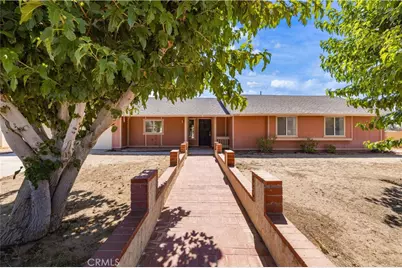 41102 174th Street, Lancaster, CA 93535 - Photo 1
