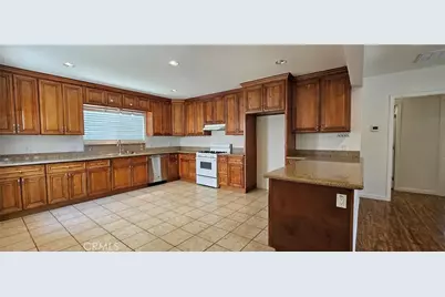 7025 Rhea Avenue, Reseda, CA 91335 - Photo 1