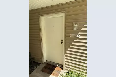 9930 Sepulveda Boulevard #3, Mission Hills (San Fernando), CA 91345 - Photo 1