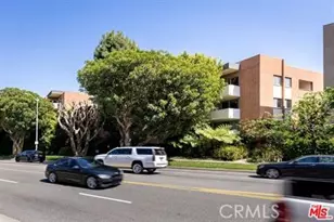 11750 W Sunset Blvd, Los Angeles, CA 90049 - Photo 1