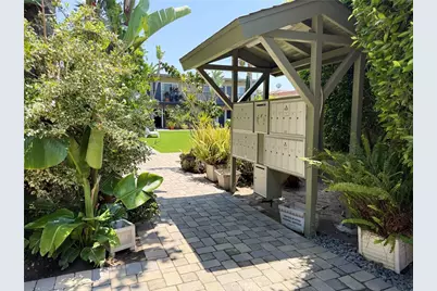 617 Illinois Court #9, El Segundo, CA 90245 - Photo 1