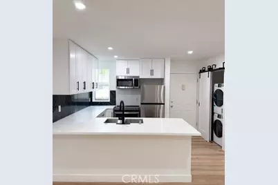 17000 Burbank Boulevard #202, Encino, CA 91316 - Photo 1